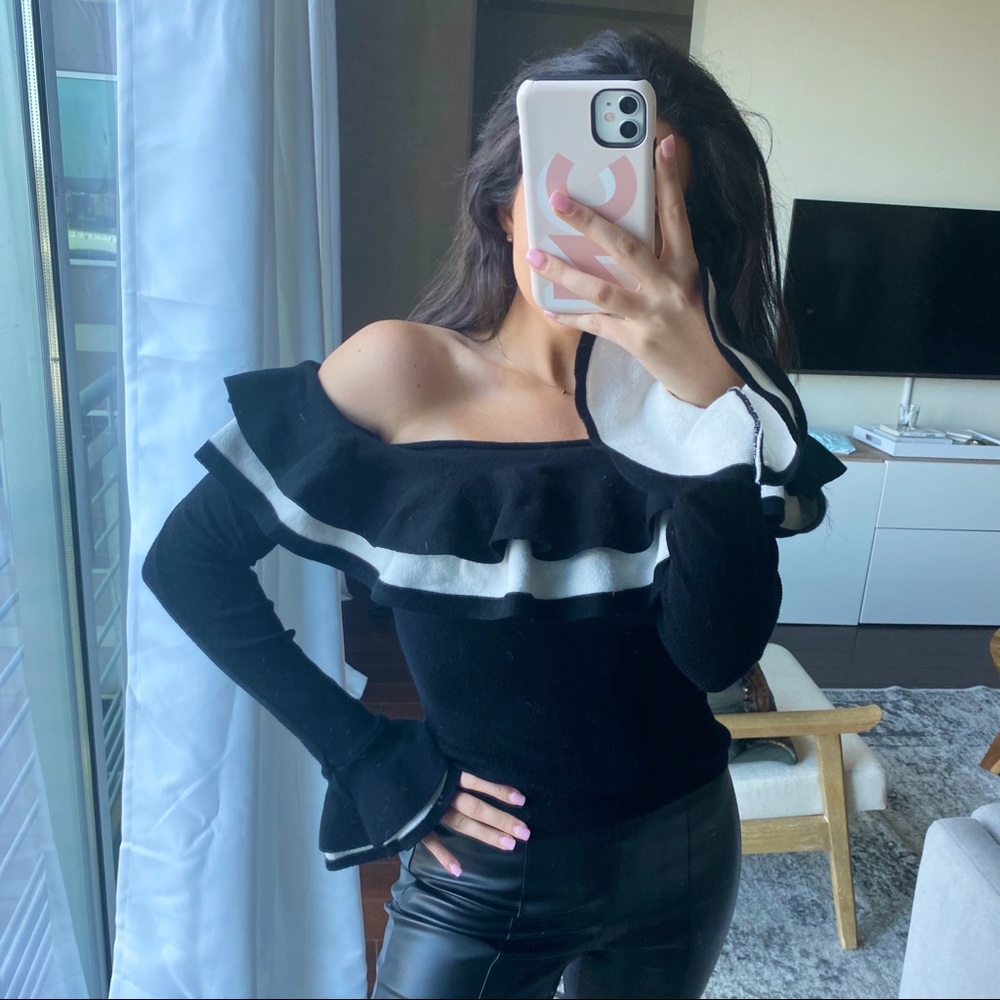 Off The Shoulder Ruffle Blouse